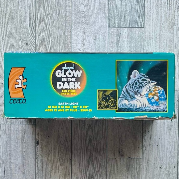 Collectible 🧩 550 PCS Puzzle White Tiger Earth Light - Picture 7 of 8